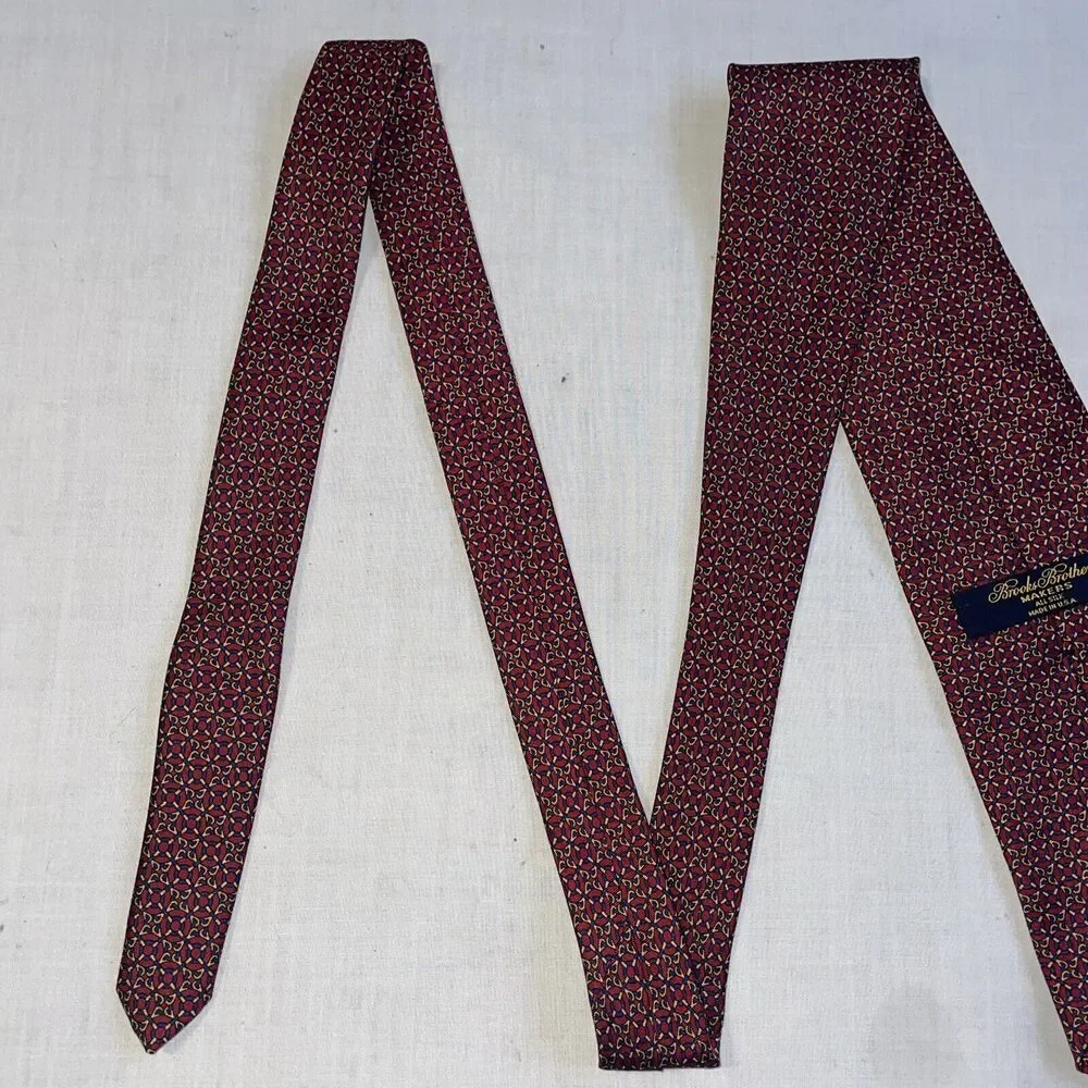 Brooks Brothers Makers Men’s Dress Tie Size 56” Red Geometric Business Formal